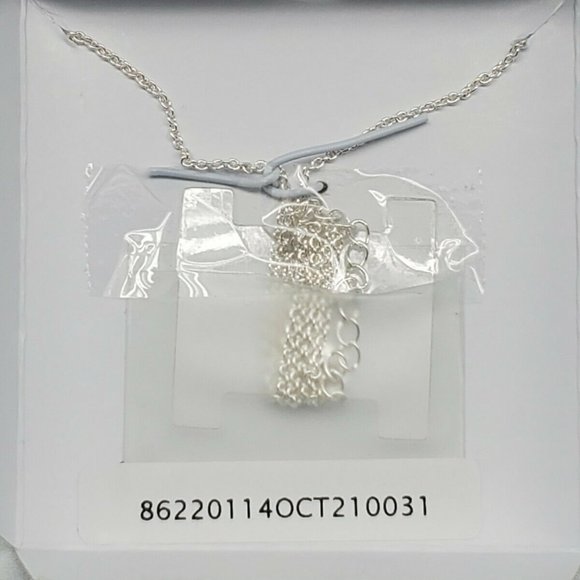 Disney Minnie Mouse Fine Silver Embossed Heart Necklace NWT/NEW - Picture 9 of 10